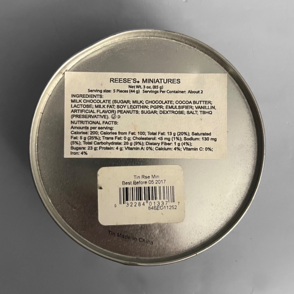 Reeses Peanut Butter Cups Tins & Mini Mug - Picture 10 of 14